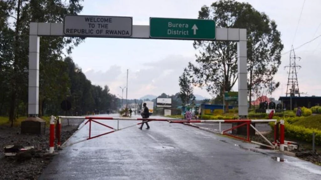 Crossing the Border from Rwanda to Uganda