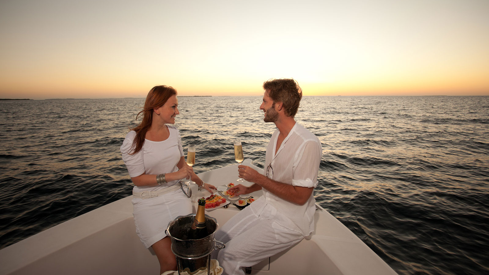 Romantic Dinner Cruise Experience