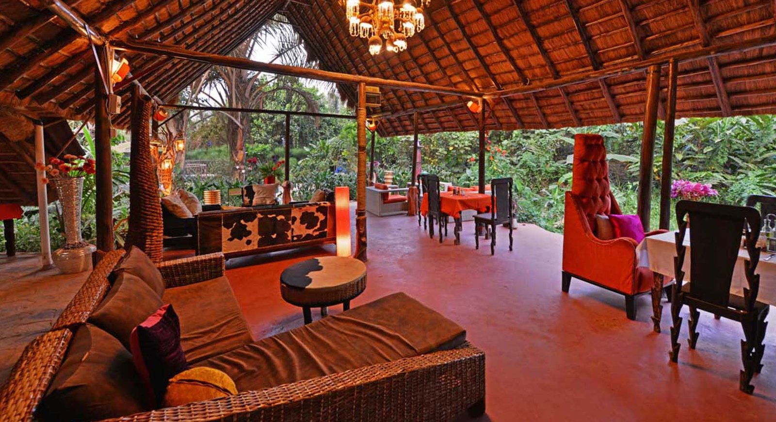 Luxury safari experience in Uganda