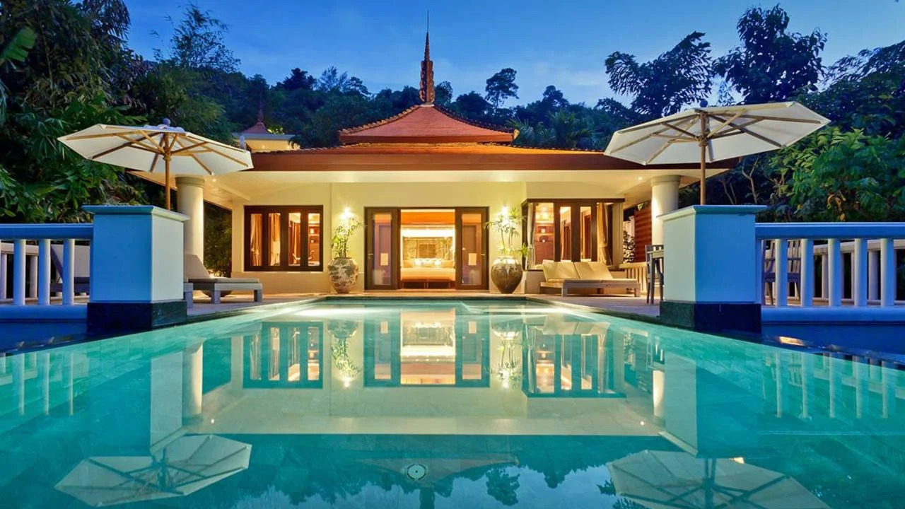 Private Luxury Accommodations