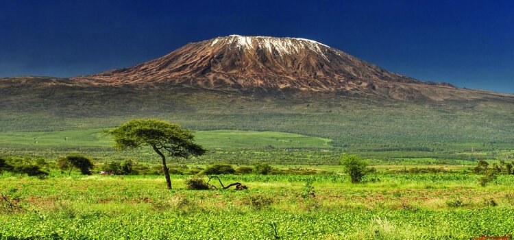 Tanzania safari destinations featuring beautiful landscapes and wildlife adventures in East Africa